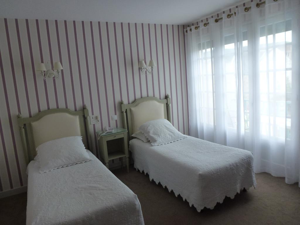 Hotel Le Quercy Souillac Exterior foto